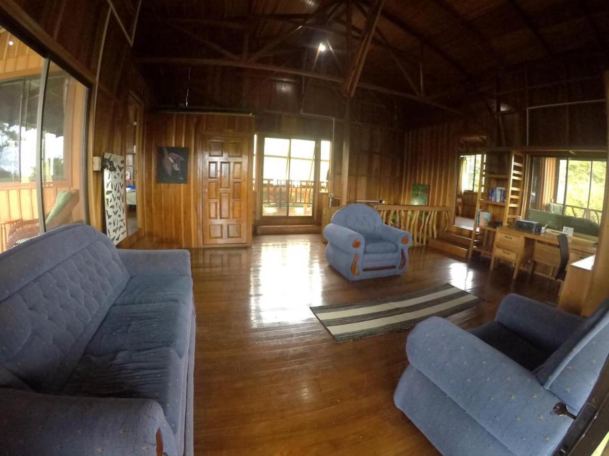 Bed & Breakfast Birds & Breakfast Costa Rica *